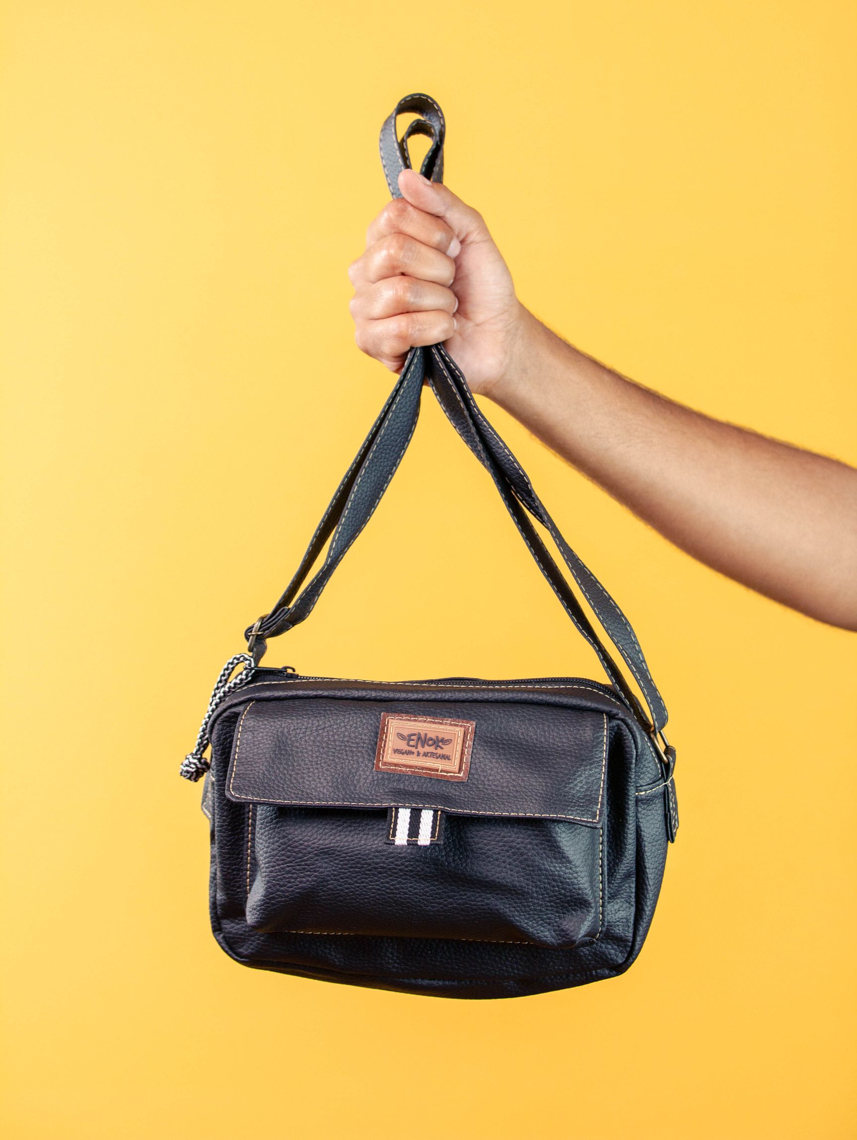 BOLSA VEGANA - BERENICE - PRETA