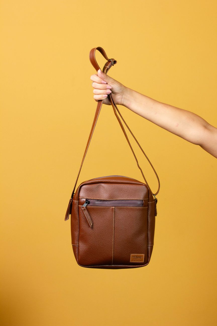 BOLSA VEGANA - MARTE - CASTANHO