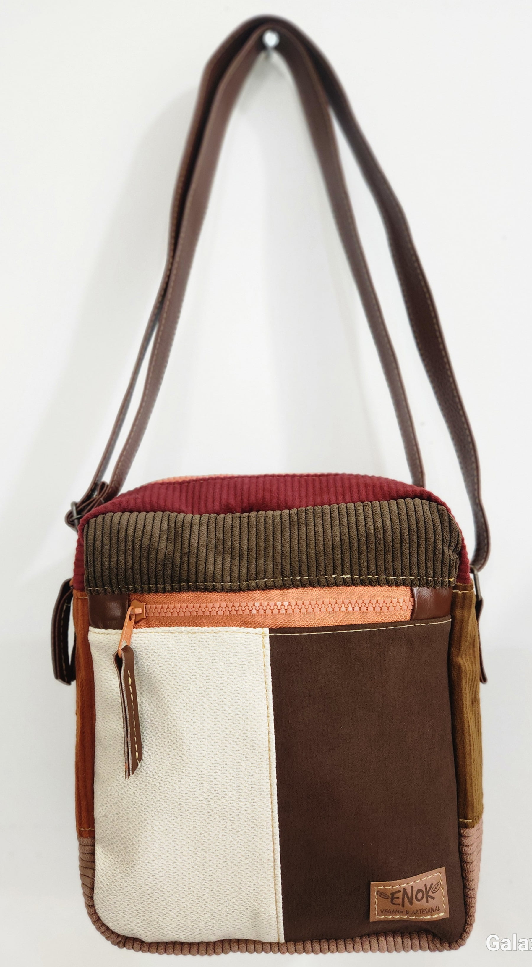 BOLSA VEGANA MARTE- FOLHAS DE OUTONO