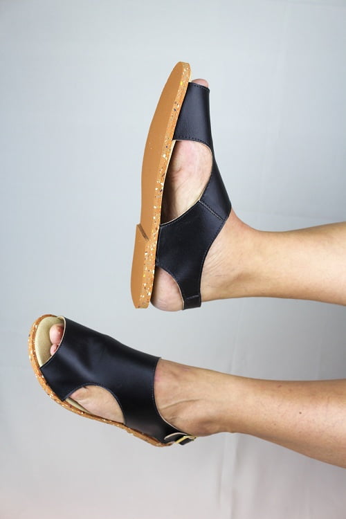 SANDÁLIA VEGANA -  RAIZ - PRETO