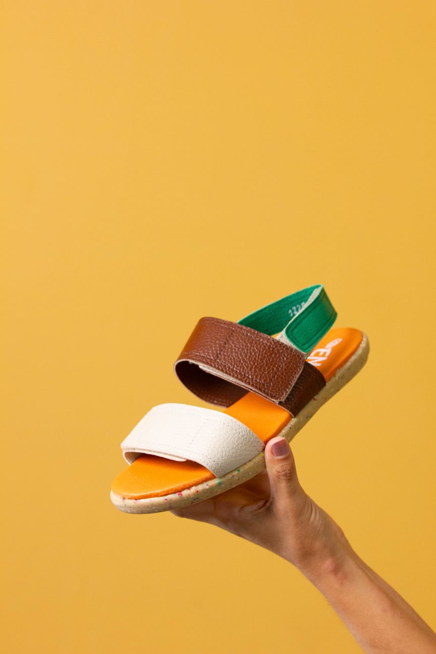 SANDALIA VEGANA - FRIDA - MARIPOSA