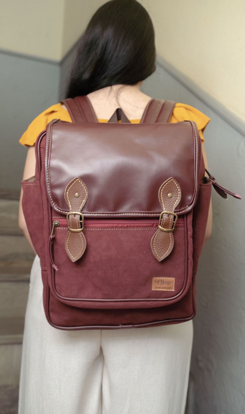 MOCHILA VEGANA - FRÉSIA - BORDÔ