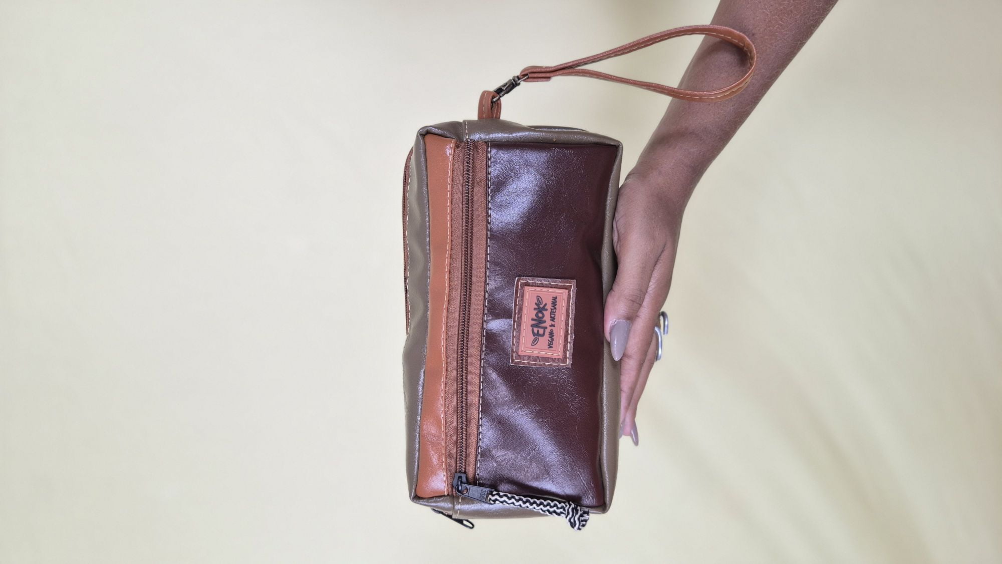 NECESSAIRE VEGANA - AÇUCENA - CARAMBOLA