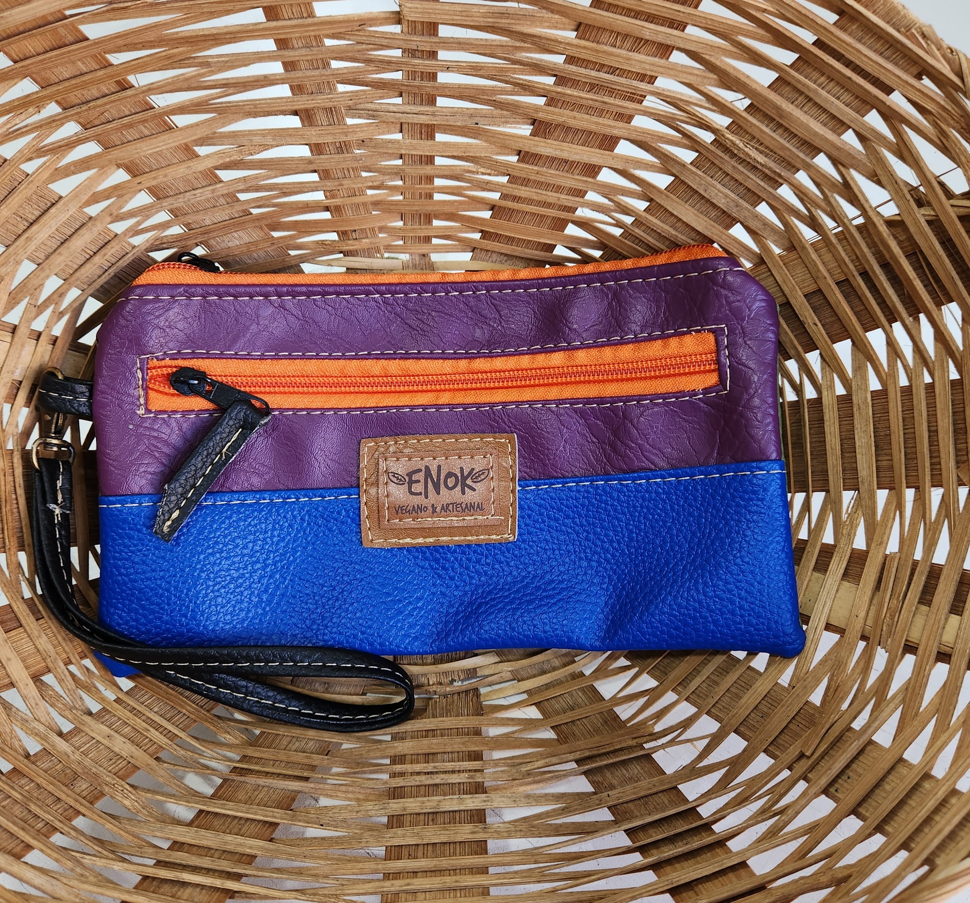 NECESSAIRE VEGANO - IPÊ - ULTRA VIOLETA