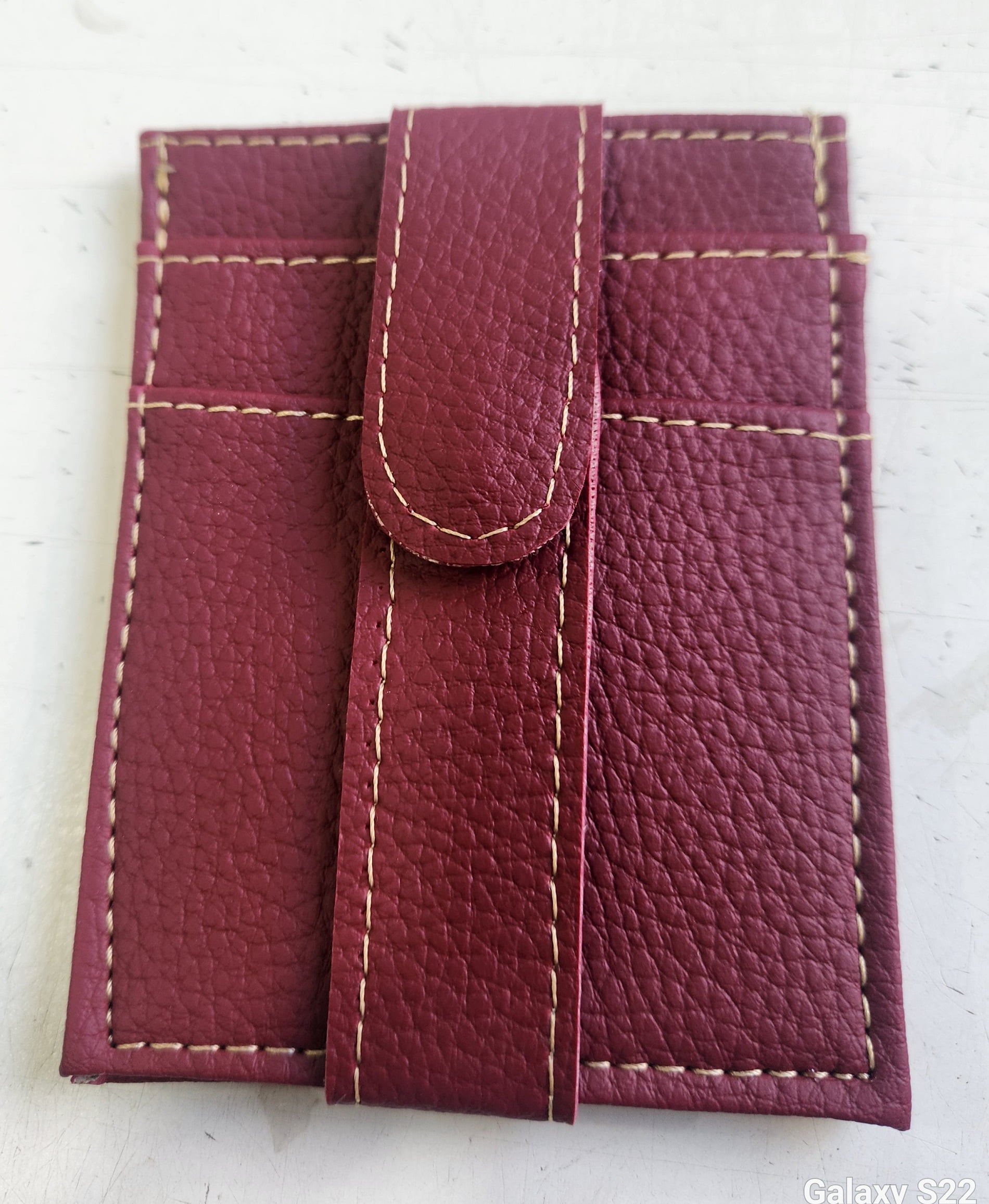 PORTA CARTÃO VEGANO - CARMIM