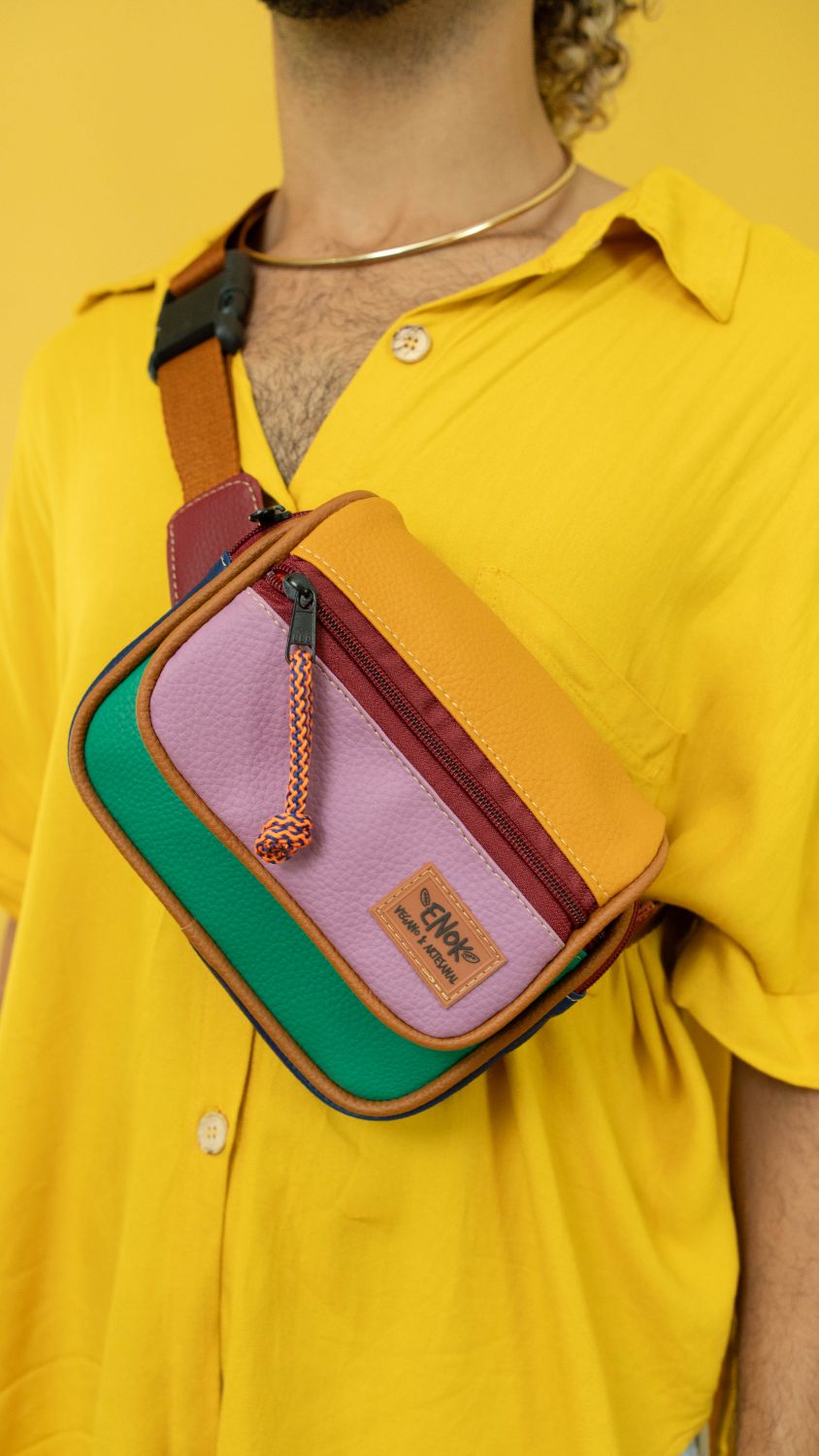 POCHETE VEGANA - JANIS - LÁPIS DE COR