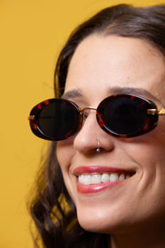 ÓCULOS - OVAL TARTARUGA