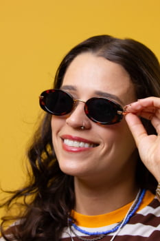 ÓCULOS - OVAL TARTARUGA