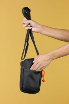 BOLSA VEGANA - SABIÁ - PRETA