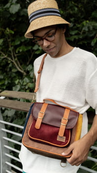BOLSA/MOCHILA VEGANA - AMORA -TAMARINDO