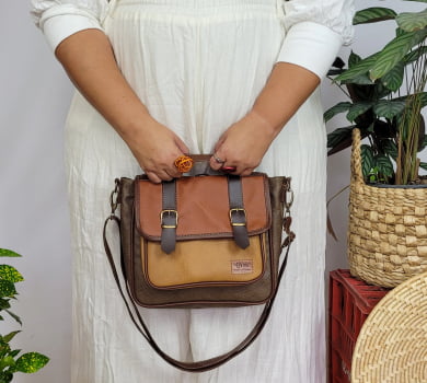 BOLSA/MOCHILA VEGANA - AMORA - CUPUAÇU