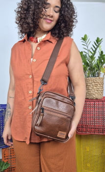 BOLSA/MOCHILA VEGANA - FUNKY - MARROM