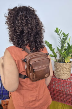 BOLSA/MOCHILA VEGANA - FUNKY - MARROM