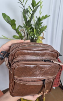 BOLSA/MOCHILA VEGANA - FUNKY - MARROM
