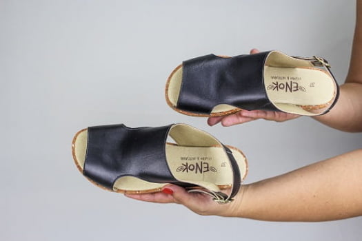 SANDÁLIA VEGANA -  RAIZ - PRETO