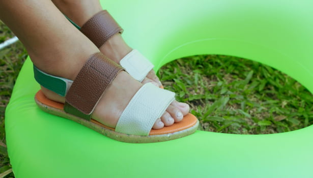 SANDALIA VEGANA - FRIDA - MARIPOSA