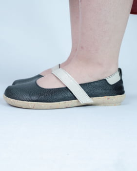 SAPATO VEGANO - ZOE - PRETO E BRANCO