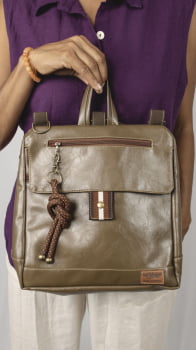 BOLSA/MOCHILA VEGANA - TIM - OLIVA