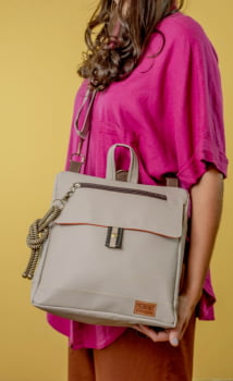 BOLSA/MOCHILA VEGANA - TIM - NEVOEIRO