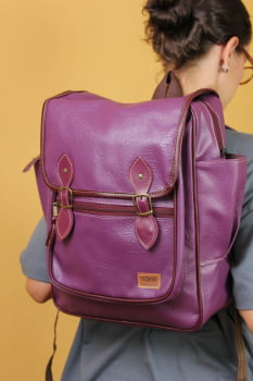 MOCHILA VEGANA - FRÉSIA - UVA