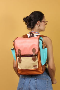 MOCHILA VEGANA - FRÉSIA - ALGODÃO DOCE