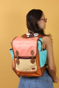 MOCHILA VEGANA - FRÉSIA - ALGODÃO DOCE