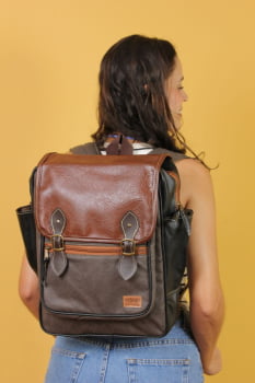 MOCHILA VEGANA - FRÉSIA - CINZA ESTONADA
