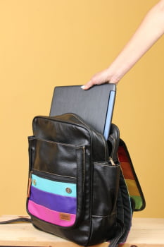 MOCHILA VEGANA - FRÉSIA - RAINBOW