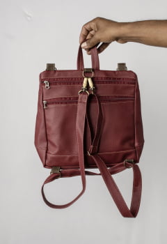BOLSA/MOCHILA VEGANA - TIM - CARMIM
