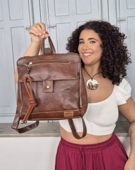 BOLSA/MOCHILA VEGANA - TIM - MARROM