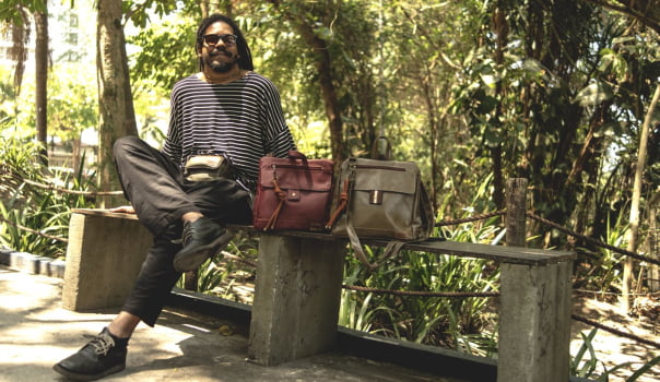 BOLSA/MOCHILA VEGANA - TIM - OLIVA