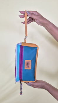NECESSAIRE VEGANA - AÇUCENA - AZUL 