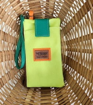 NECESSAIRE PORTA CELULAR VEGANO - ABACATE