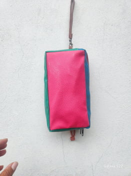 NECESSAIRE VEGANA AÇUCENA- LAPÍS DE COR